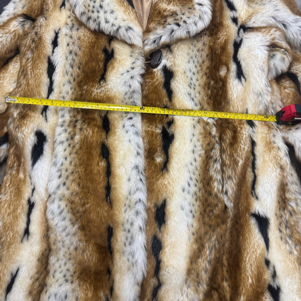 Pamela McCoy Faux Lynx Bobcat Fur Coat, Elegant Faux Fur Coat Vegan Sz Large - Picture 16 of 17